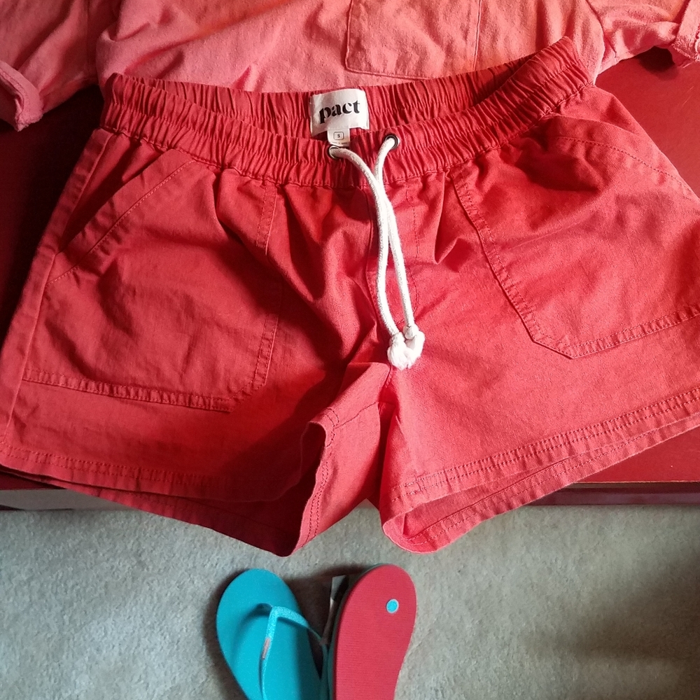 Pact Organic Cotton Shorts small